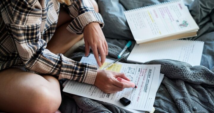 bezpieczny-internet-dla-senior--w--jak-technologia-auto-3511